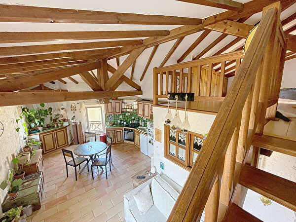 Vente par agence immobiliere au puy ste reparade (13610)