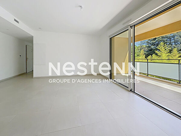Vente par agence immobiliere à Saint cannat (13760)