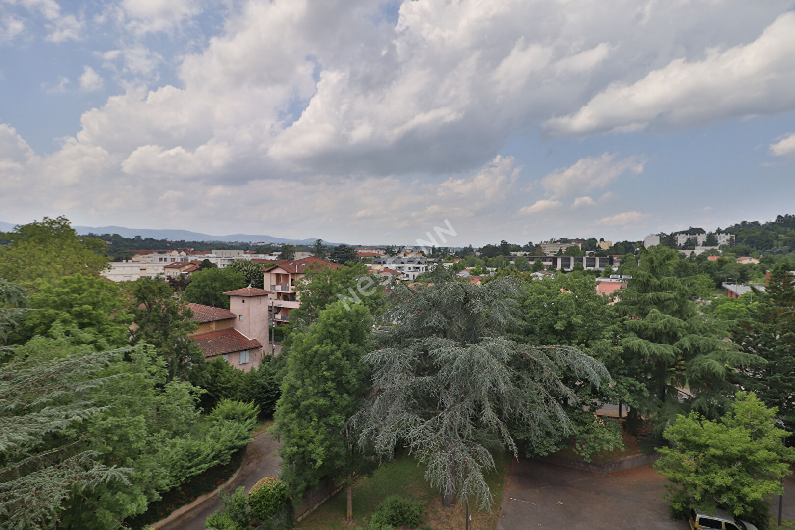 Appartement T4 - Francheville Le Bas - Proche toutes commodités