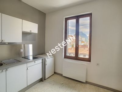 Location appartement à Seyssins (38180)