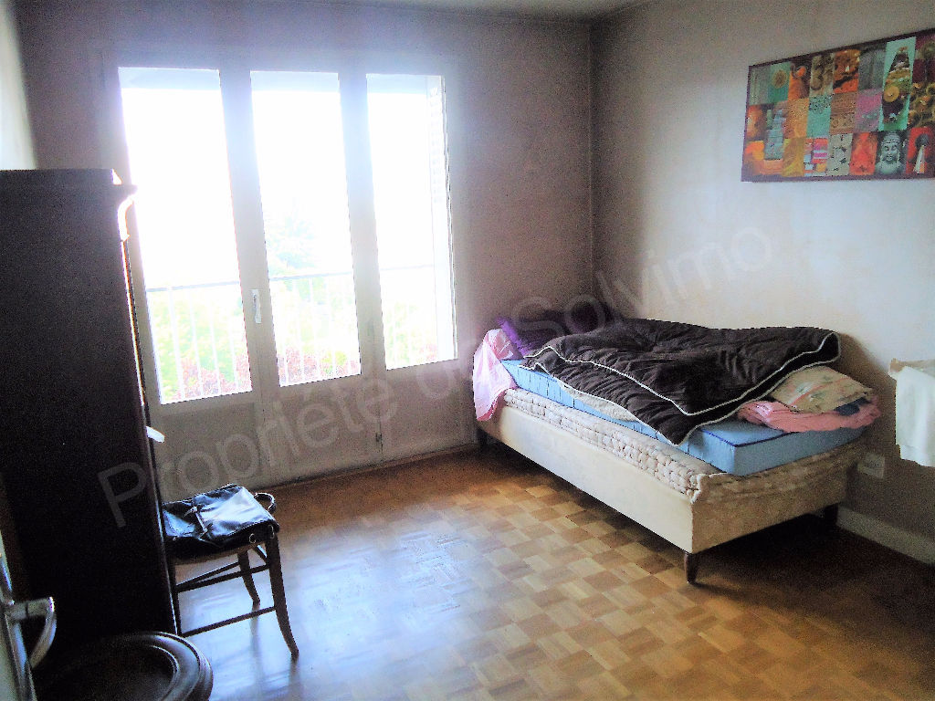 Appartement - 85 m² - SAINT MARTIN D HERES
