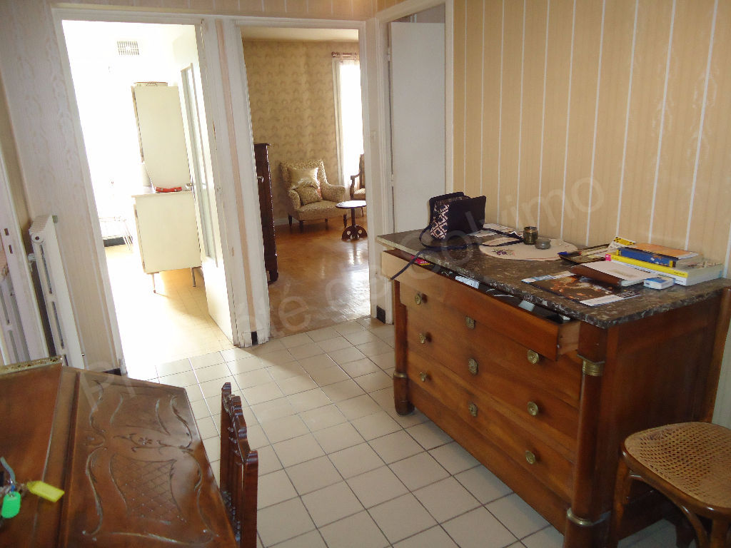 Appartement - 85 m² - SAINT MARTIN D HERES