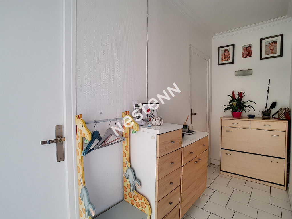 VENDU T5 - Appartement Grenoble  5 P+C Dernier étage avec cheminée et climatisation.