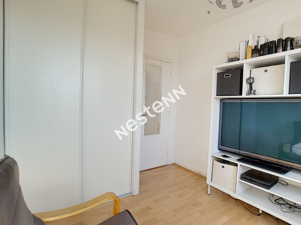 VENDU T5 - Appartement Grenoble  5 P+C Dernier étage avec cheminée et climatisation.