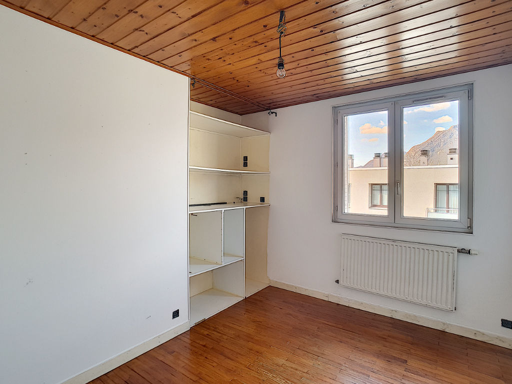 Appartement à vendre sur Grenoble secteur Mutualiste de 4 pièces 63.71 m2