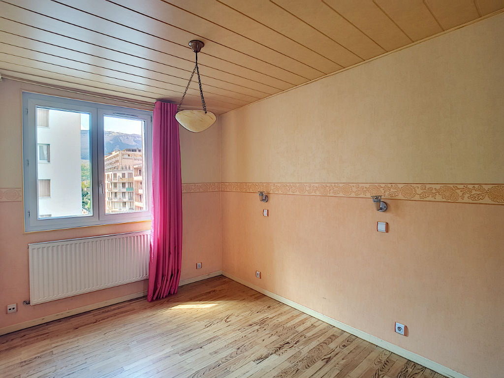 Appartement à vendre sur Grenoble secteur Mutualiste de 4 pièces 63.71 m2