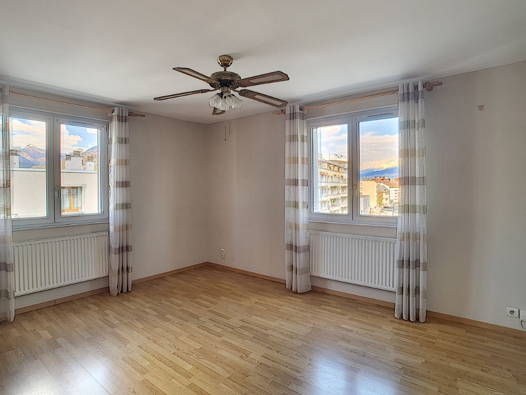 Appartement à vendre sur Grenoble secteur Mutualiste de 4 pièces 63.71 m2