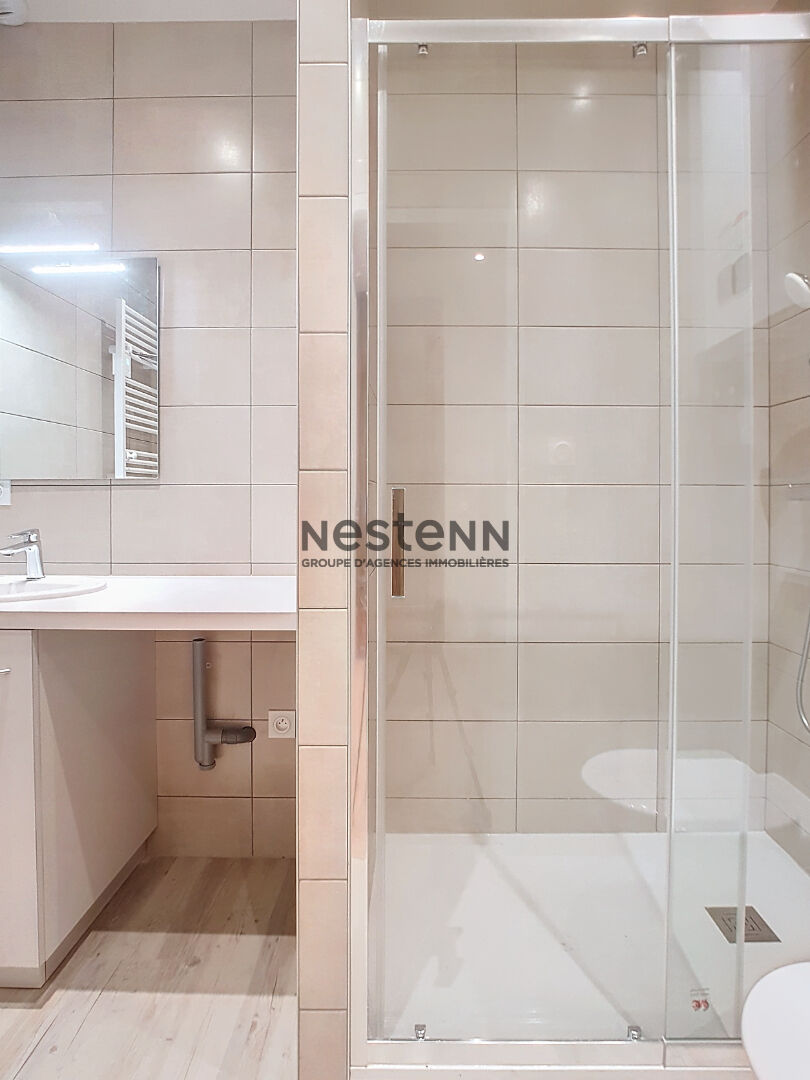 Appartement Grenoble 2 pièces- Rénové- Moderne- Jardin privatif