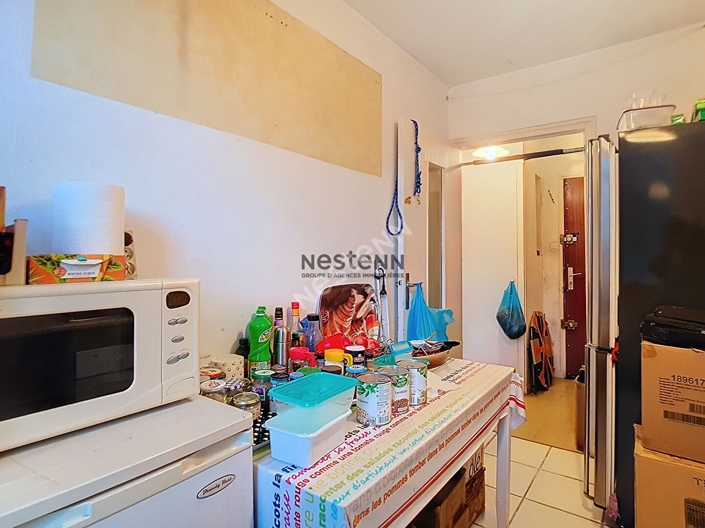 Appartement Saint Martin D'Hères T1 pièce avec vue sur parc et place de parking privative.
