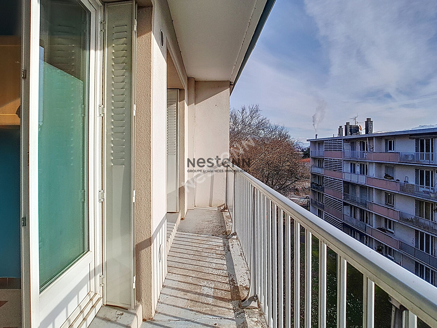 A louer- Appartement  traversant 3 pièce(s) 57 m2 dernier étage, avenue Jean PERROT, GRENOBLE..