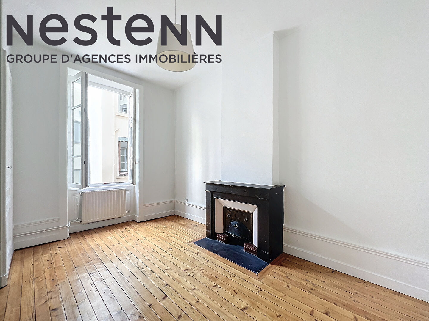 T3 - Immeuble bourgeois - Ascenseur - Traversant - Lumineux  - Métro