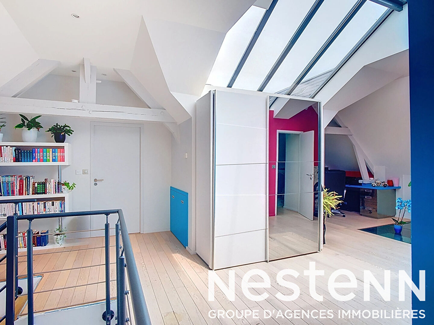 Maison  6 pièce(s) 221 m2