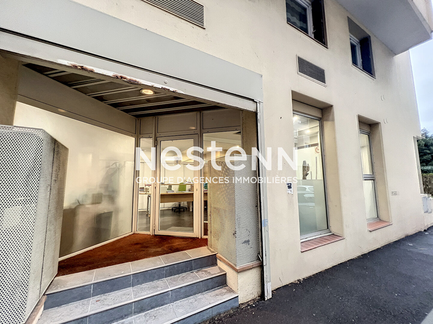 Local commercial Perpignan 132.20 m2, libre d'occupants.