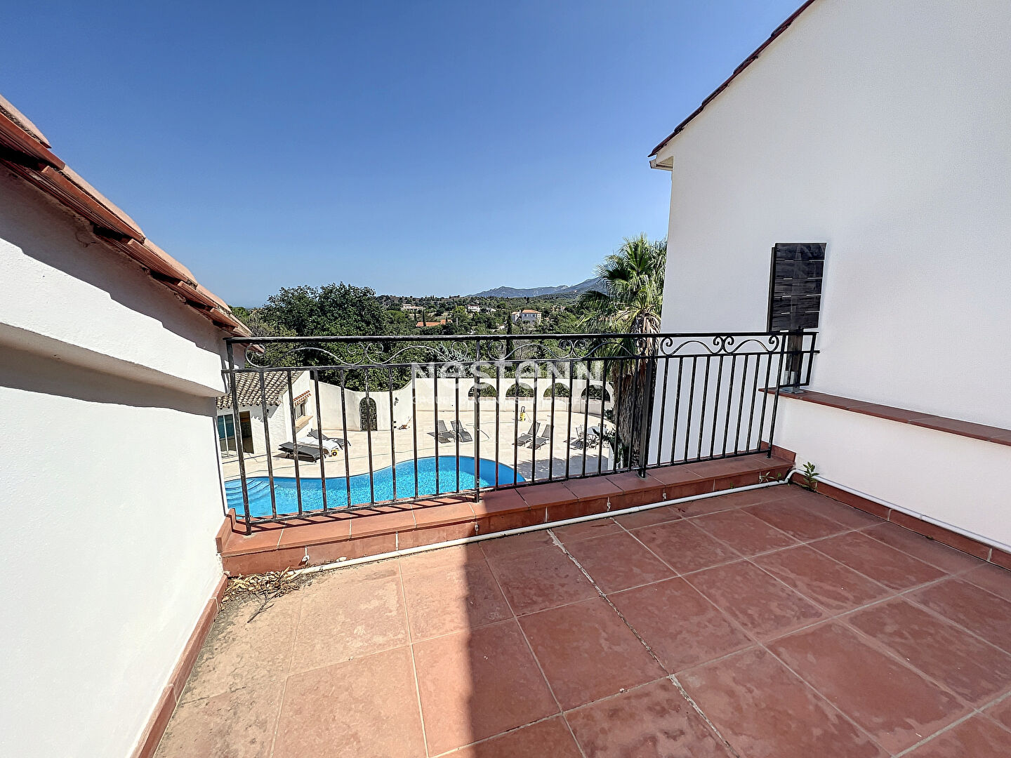 A 15 minutes d'Argelès sur mer,  belle propriété de 431 m2 avec piscine et parc arboré