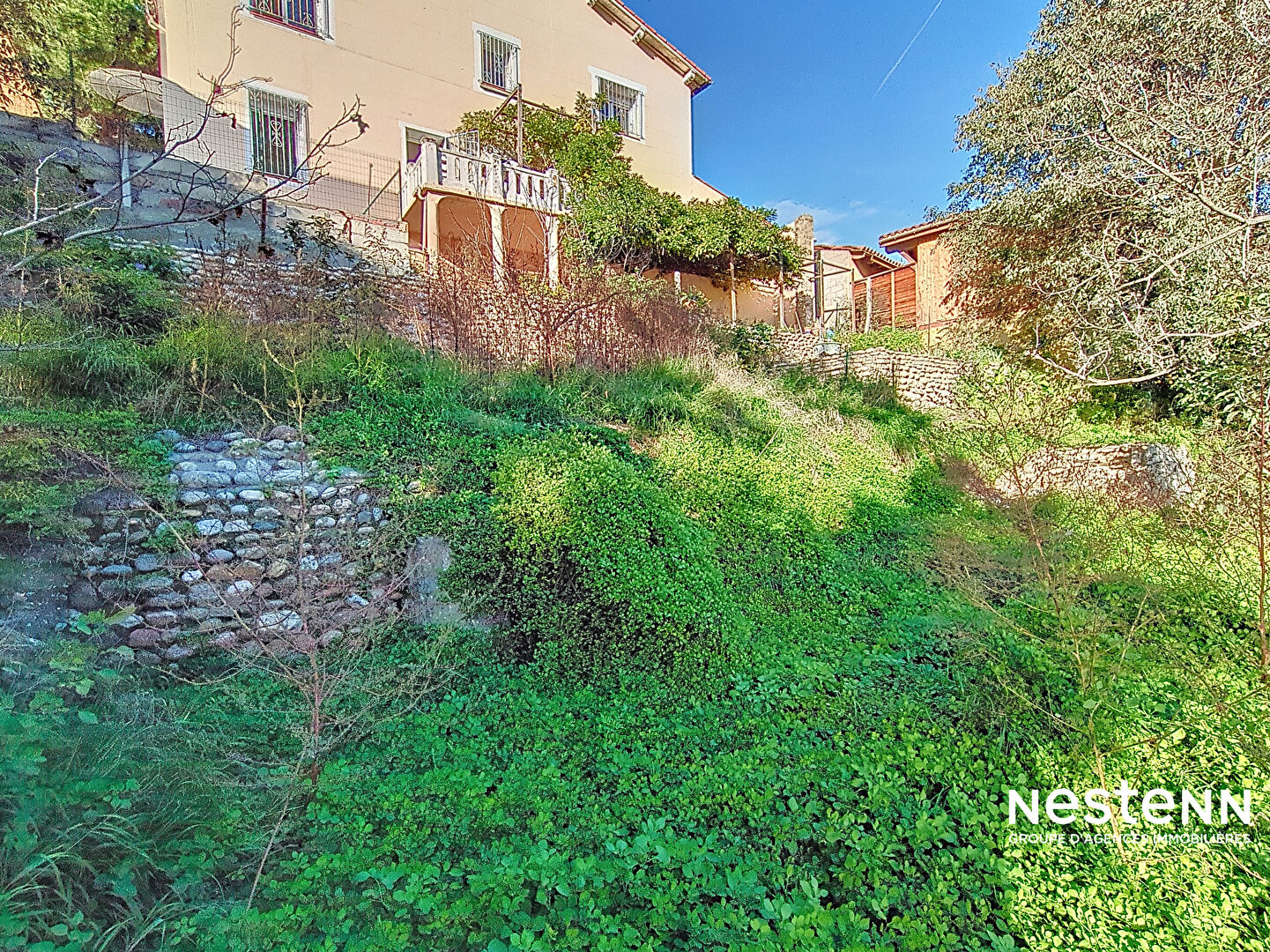 Brouilla, proche Perpignan, maison 3 faces 5 pièces 134.53 m2  sur 550m² de terrain