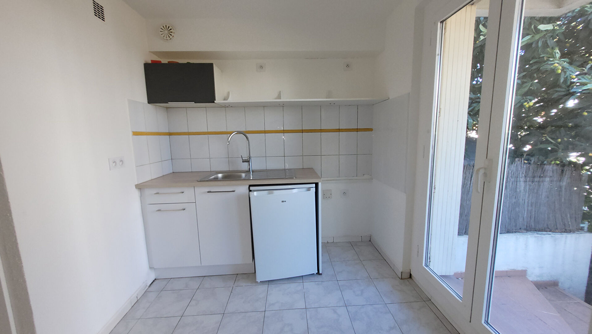 Perpignan proche UPVD, Appartement 2 pièce(s) 35.64 m² avec grande terrasse et jardinet