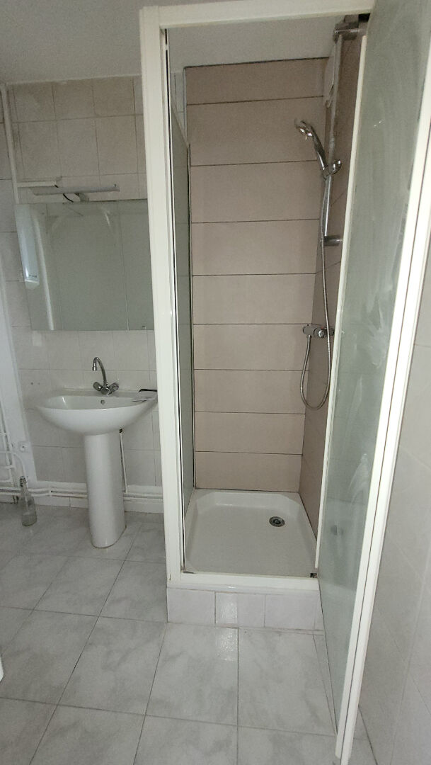 Perpignan proche UPVD, Appartement 2 pièce(s) 35.64 m² avec grande terrasse et jardinet