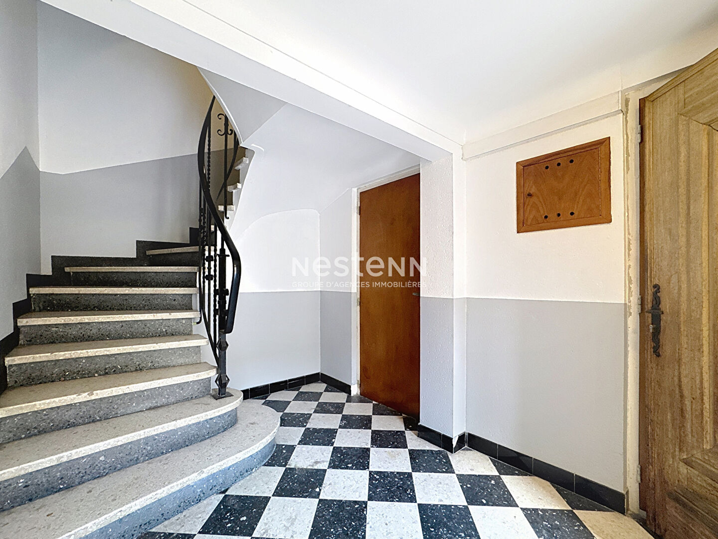 Immeuble de rapport Perpignan 10 pièces 193.75 m2 en 3 faces, 3 appartements.