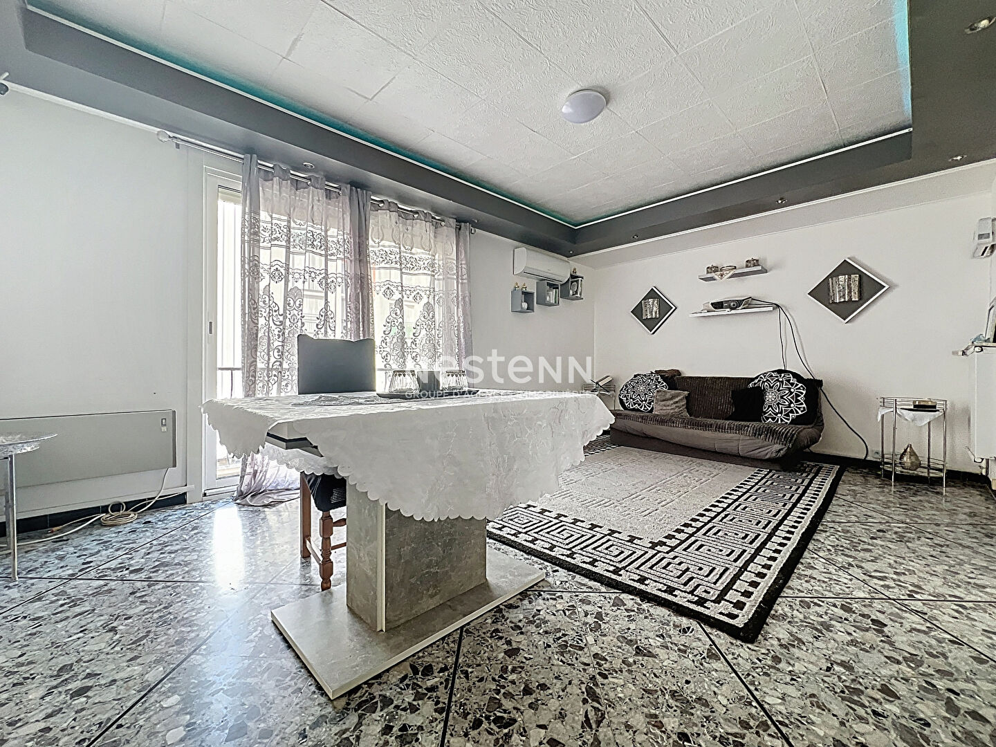 Perpignan, maison 7 pièces 157 m2, garage et jardin.