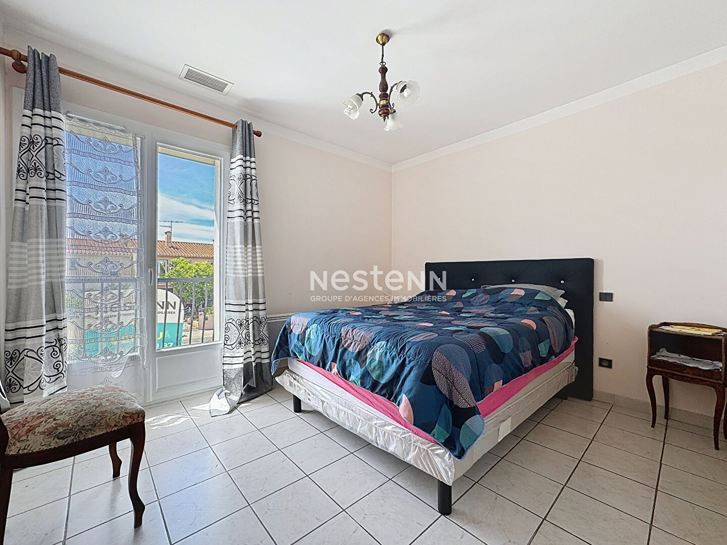 Maison de 136.51 m2 à Perpignan 6 pièces, 3 faces avec garage et jardin