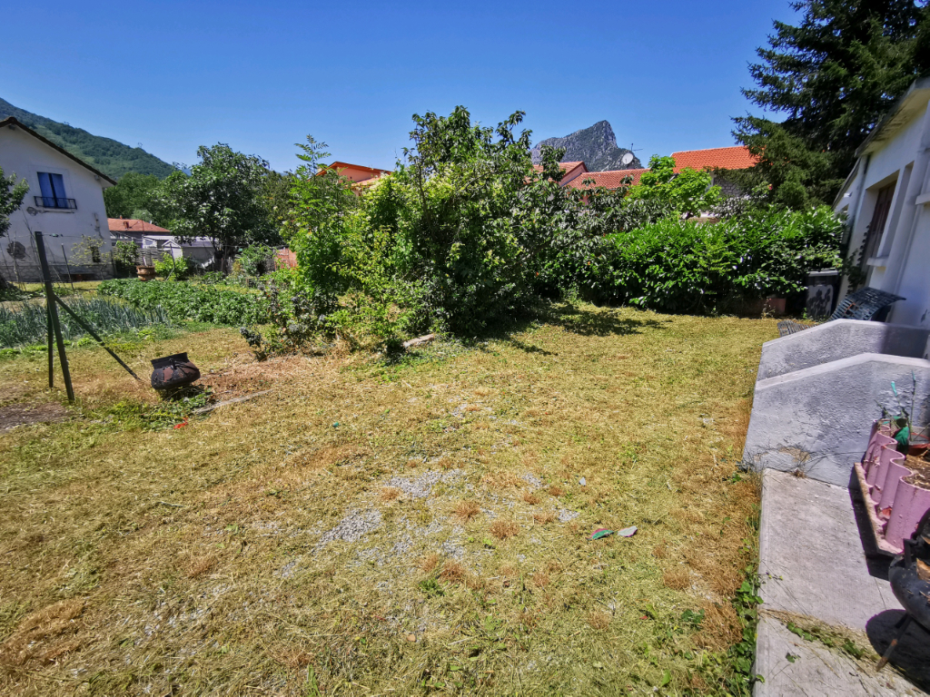 A VENDRE  MAISON+JARDIN TARASCON SUR ARIEGE