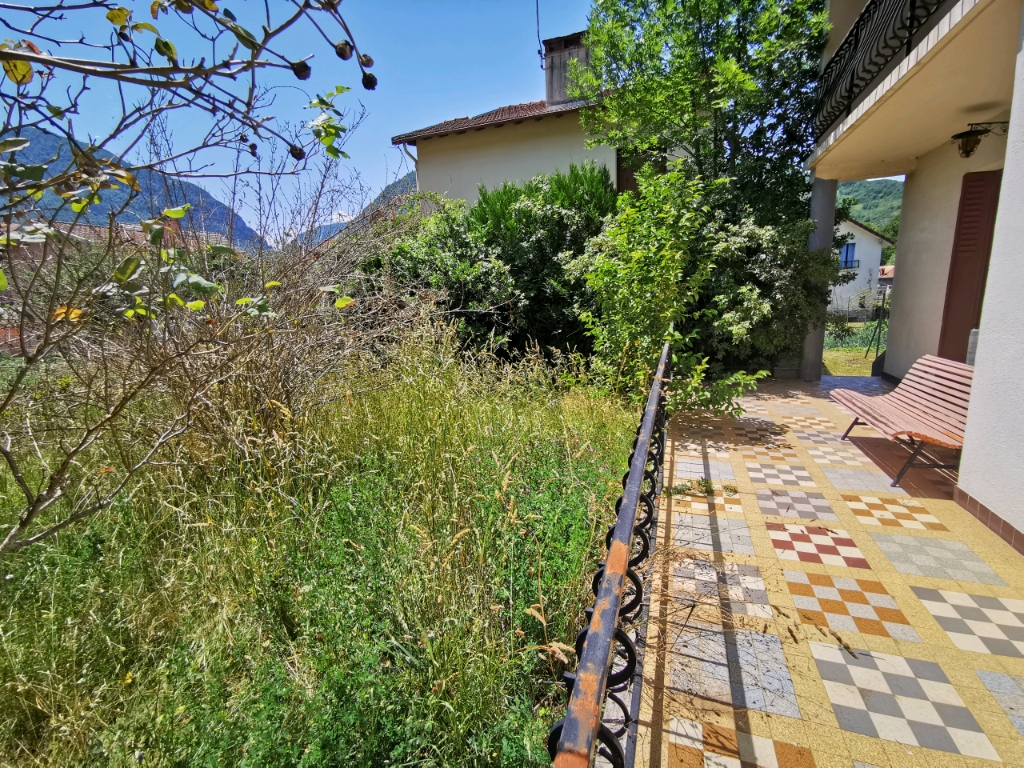 A VENDRE  MAISON+JARDIN TARASCON SUR ARIEGE