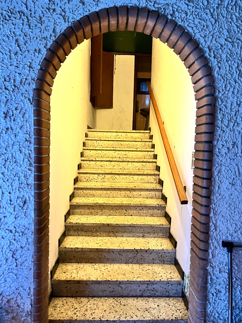 A VENDRE ANCIENNE MAISON A RENOVER   FORT POTENTIEL à 10 MINUTES DE TARASON