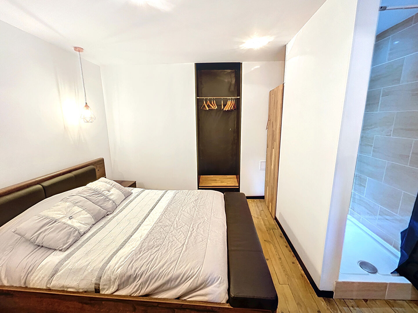 MAISON FAMILIALLE + GÎTES A VENDRE A ORNOLAC