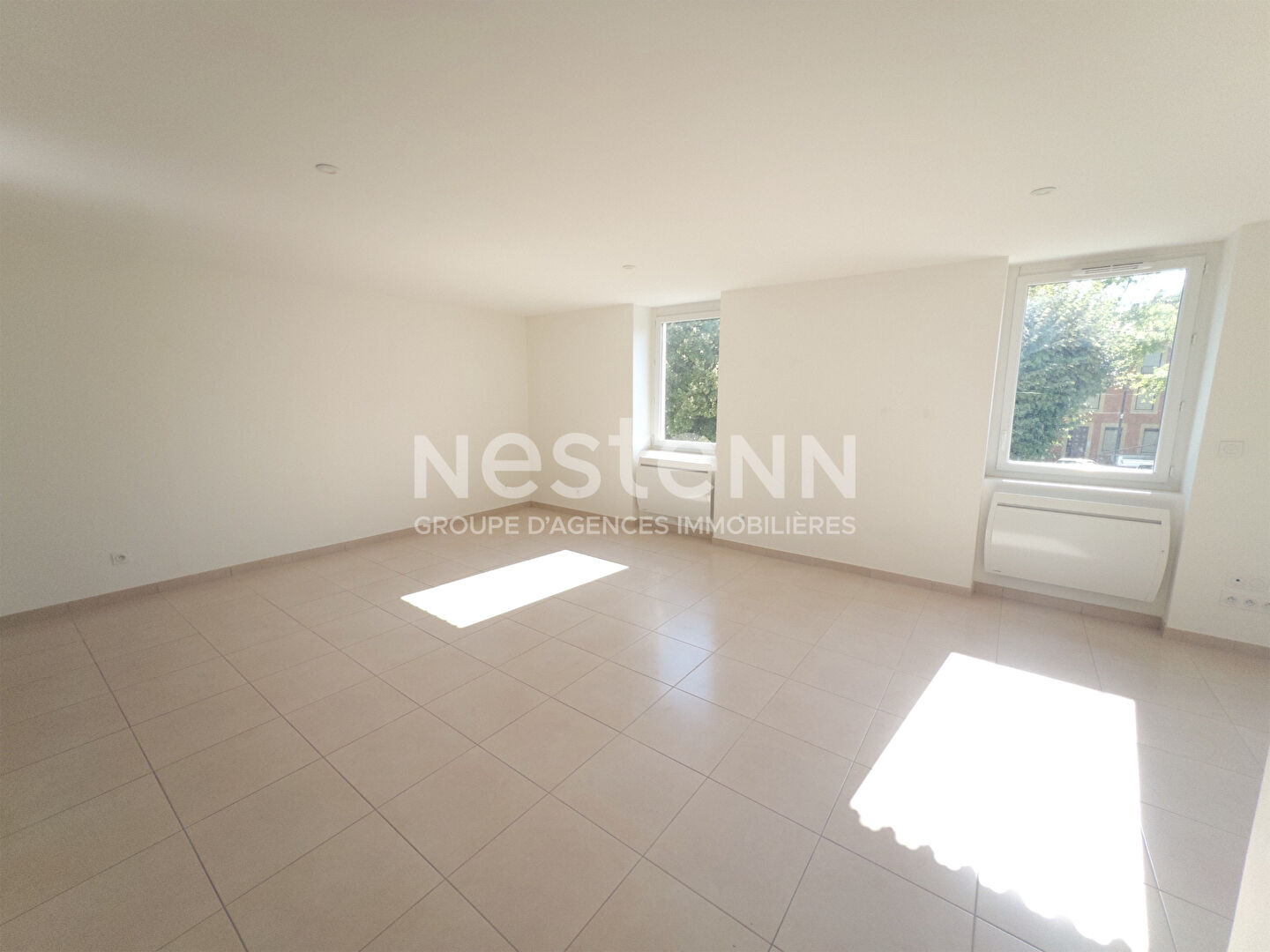 A LOUER - APPARTEMENT STANDING  T3 - 70m2 AU 2EME ETAGE