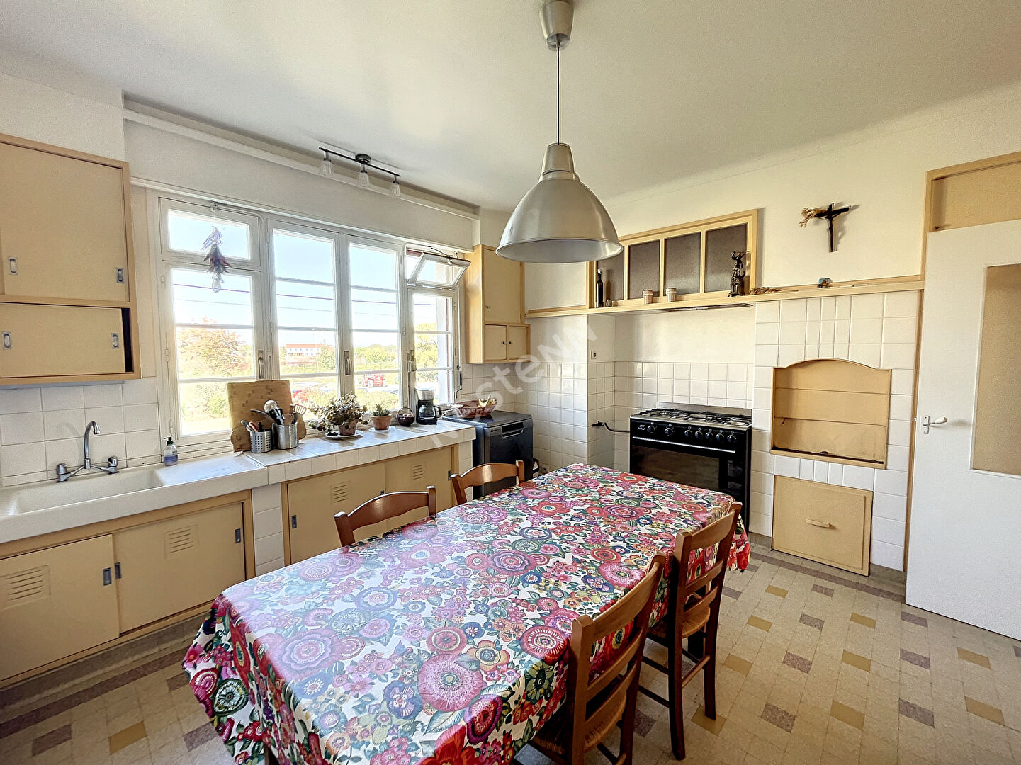 SAVERDUN : MAISON FAMILIALE SUR UN TERRAIN DE 2158M2