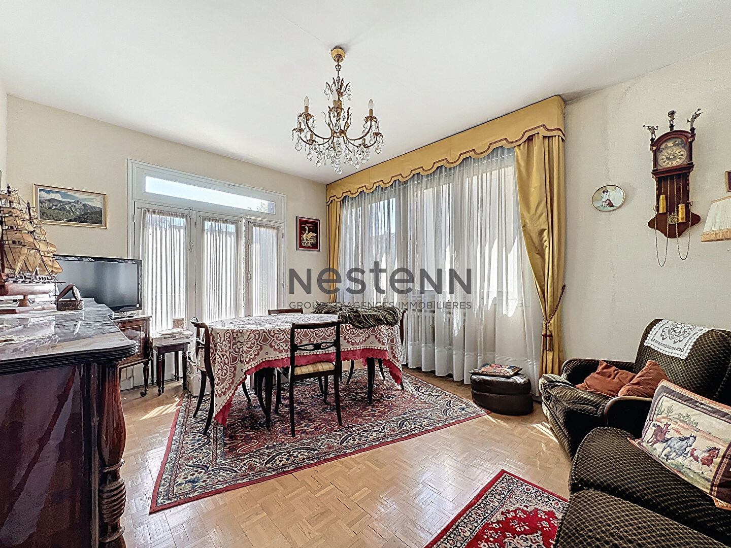 Maison d'Architecte à Villeneuve-Saint-Georges, Idéale Famille Nombreuse ou Investisseur