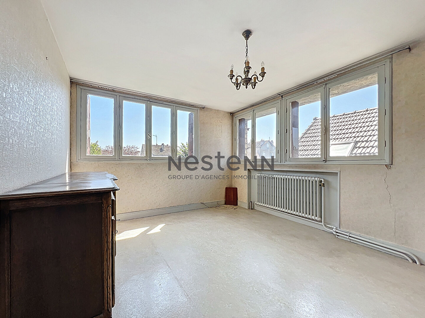 Maison d'Architecte à Villeneuve-Saint-Georges, Idéale Famille Nombreuse ou Investisseur