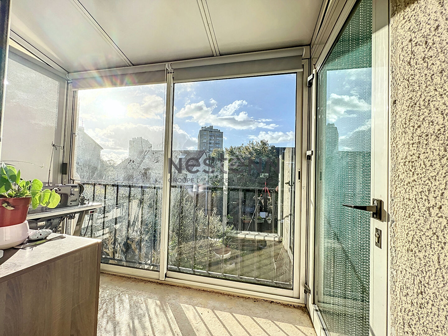 Maison Valenton secteur pavillonnaire avec terrasse et jardin