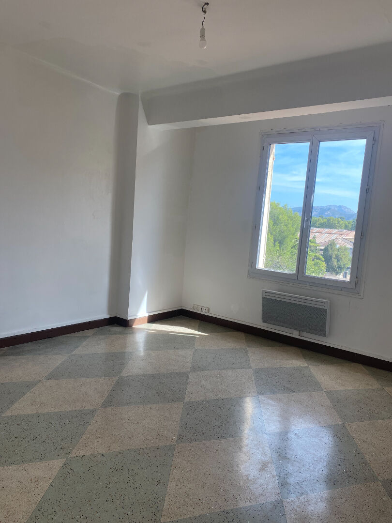 Appartement T3 traversant de 73m² lumineux quartier Saint Pierre