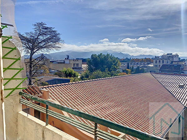 Vente par agence immobiliere à Marseille 5 (13005)
