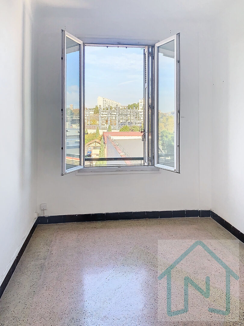 Appartement T3 traversant de 73m² lumineux quartier Saint Pierre
