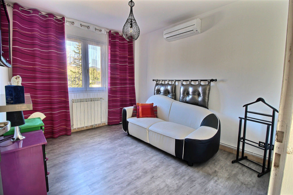 Maison Auriol 4 pièce(s) 108 m2
