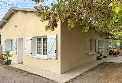 Vente par agence immobiliere à Lamothe capdeville (82130)