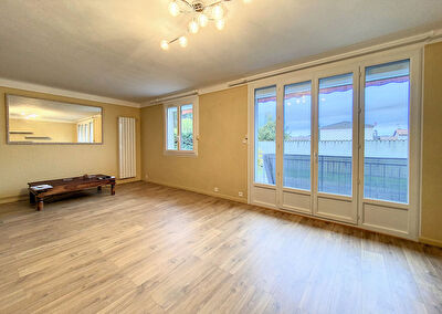 Vente par agence immobiliere au grand quevilly (76120)