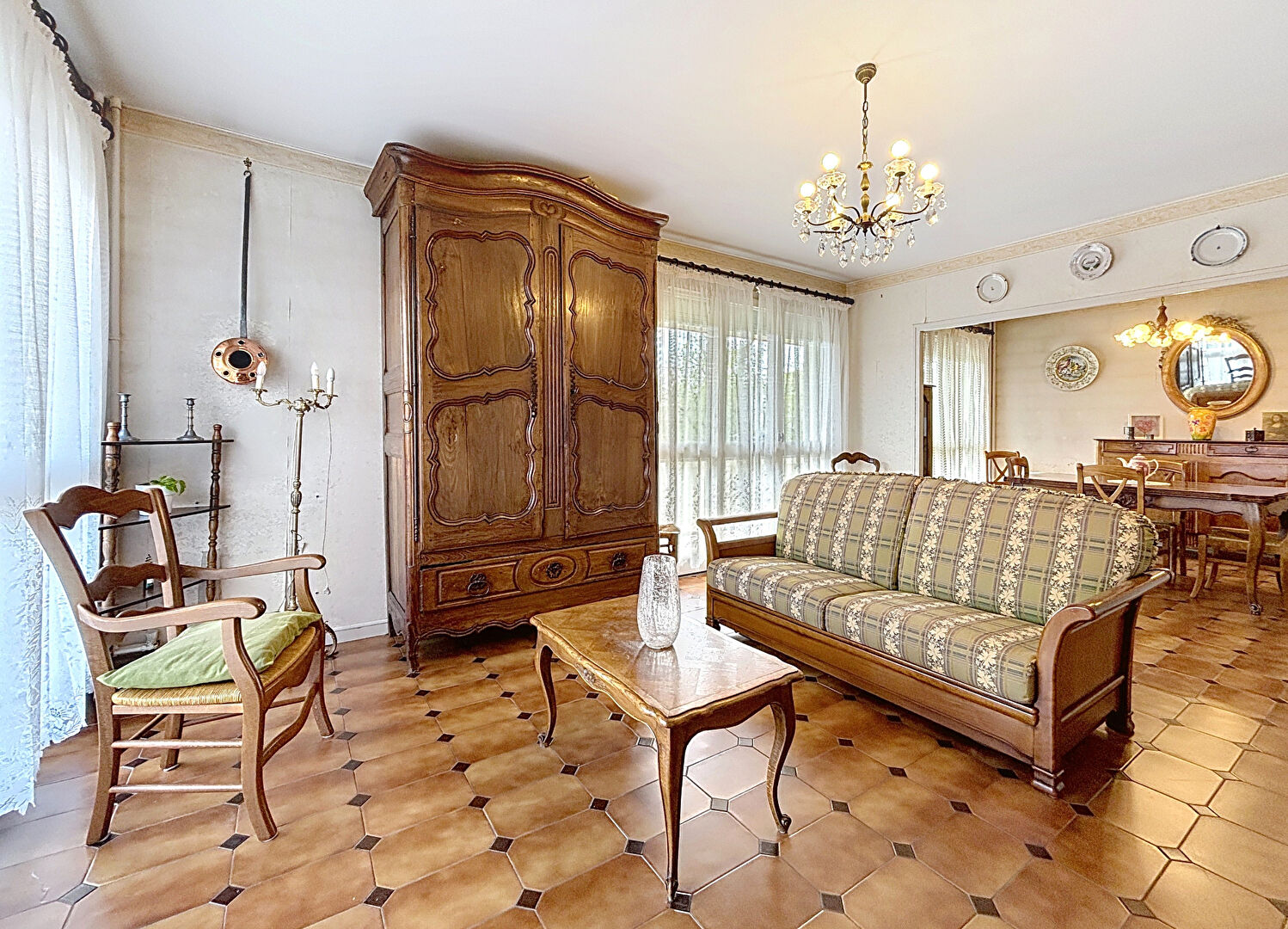 Grand appartement T4 très lumineux de 94 m² avec terrasse Montauban quartier médiathèque