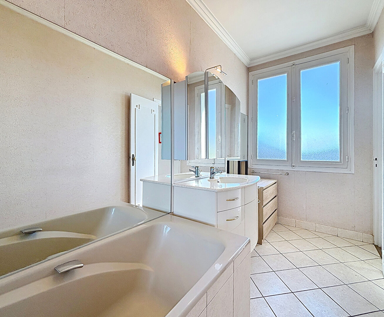 Maison de 98 m² avec 4 chambres, sous sol, au calme Montauban Beausoleil