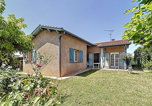 Vente par agence immobiliere à Bressols (82710)