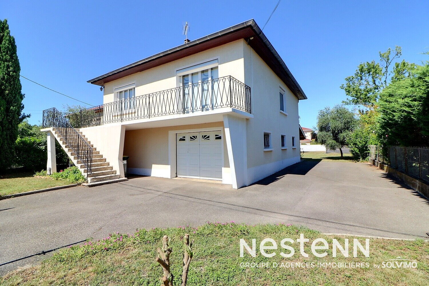 Maison Manissieux 6 pièces 180 m2,  terrain 938m2