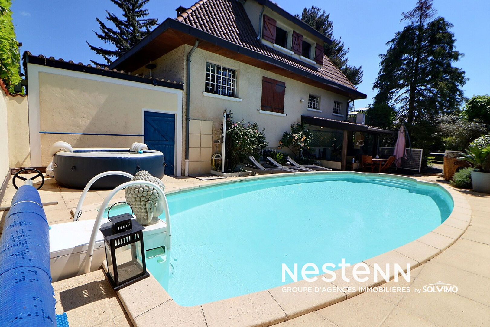 Saint Priest Haut de Feuilly Maison 7 pièces 5 chambres 250 m2 habitable piscine