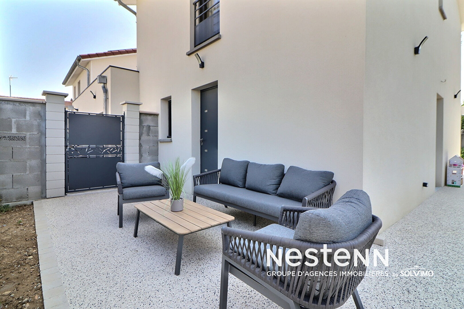 Maison Saint Priest proximité Village 4 pièces 110 m2 3 chambres terrain 324m2