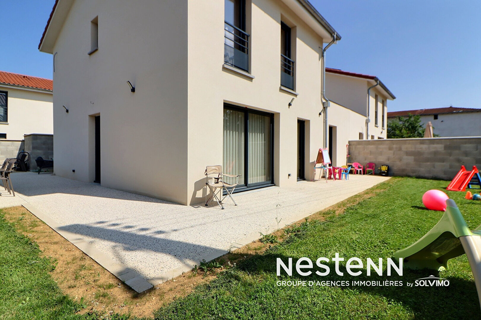 Maison Saint Priest proximité Village 4 pièces 110 m2 3 chambres terrain 324m2