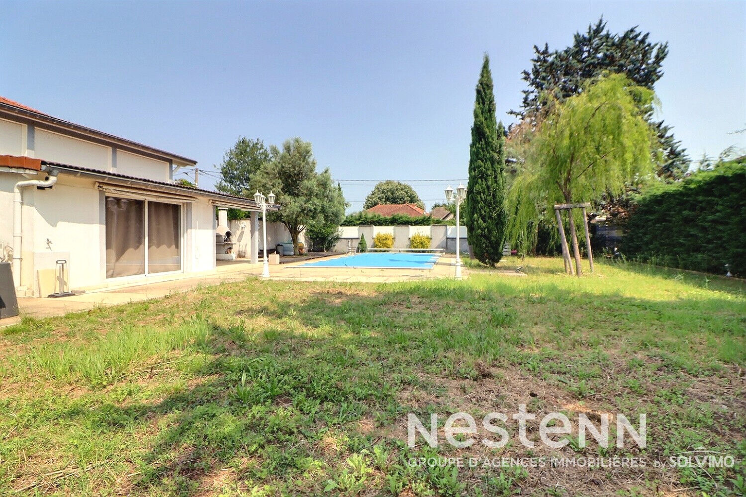 Maison Manissieux, 238m2, 8 pièces, 5 chambres, piscine, studio indépendant
