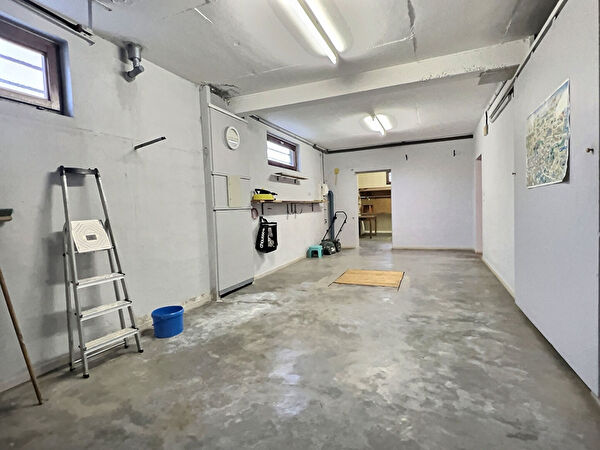 Vente par agence immobiliere à Hombourg haut (57470)