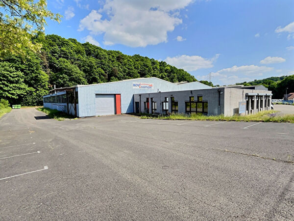 Vente par agence immobiliere à Hombourg haut (57470)