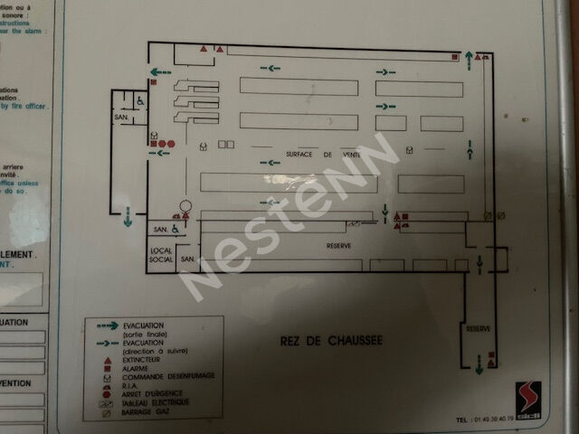 Local commercial  1190 m2 Créhange